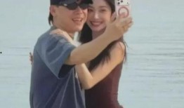 网友爆料易梦玲视频,网友爆料背后的真相揭秘