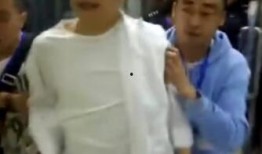 舅舅爆料被抓视频播放,惊曝被抓视频引发社会关注