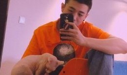 13水视频在线观看,在线观看精彩瞬间，尽享棋牌乐趣