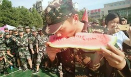 部队娱乐吃瓜小品,部队娱乐吃瓜小品，欢乐无限