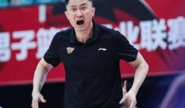 杨鸣妻子爆料原文视频,揭秘杨鸣家庭生活细节